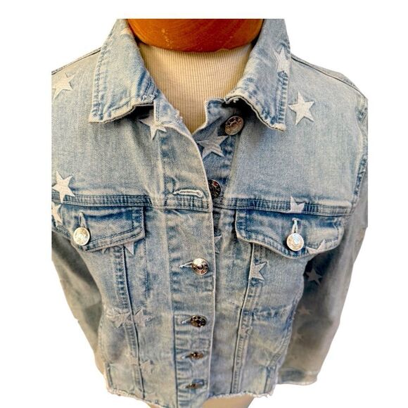 Generation Love Denim Jacket size small adorable jacket. - Picture 4 of 8